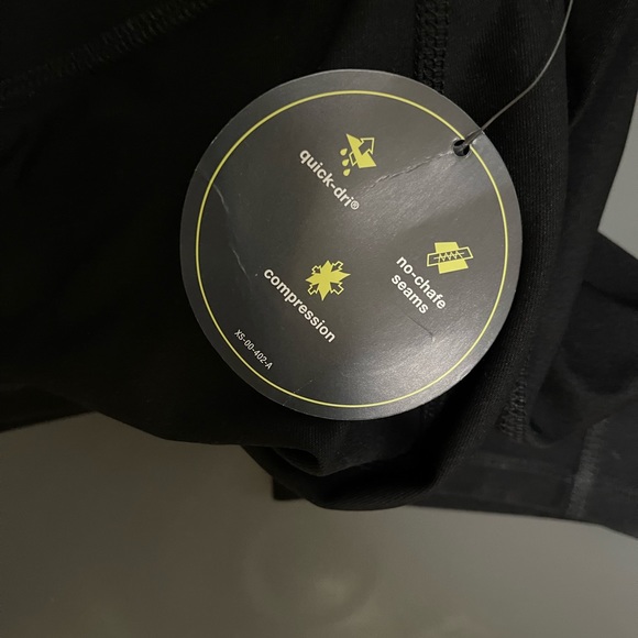 NWT Black Stripe Legging - Picture 6 of 6